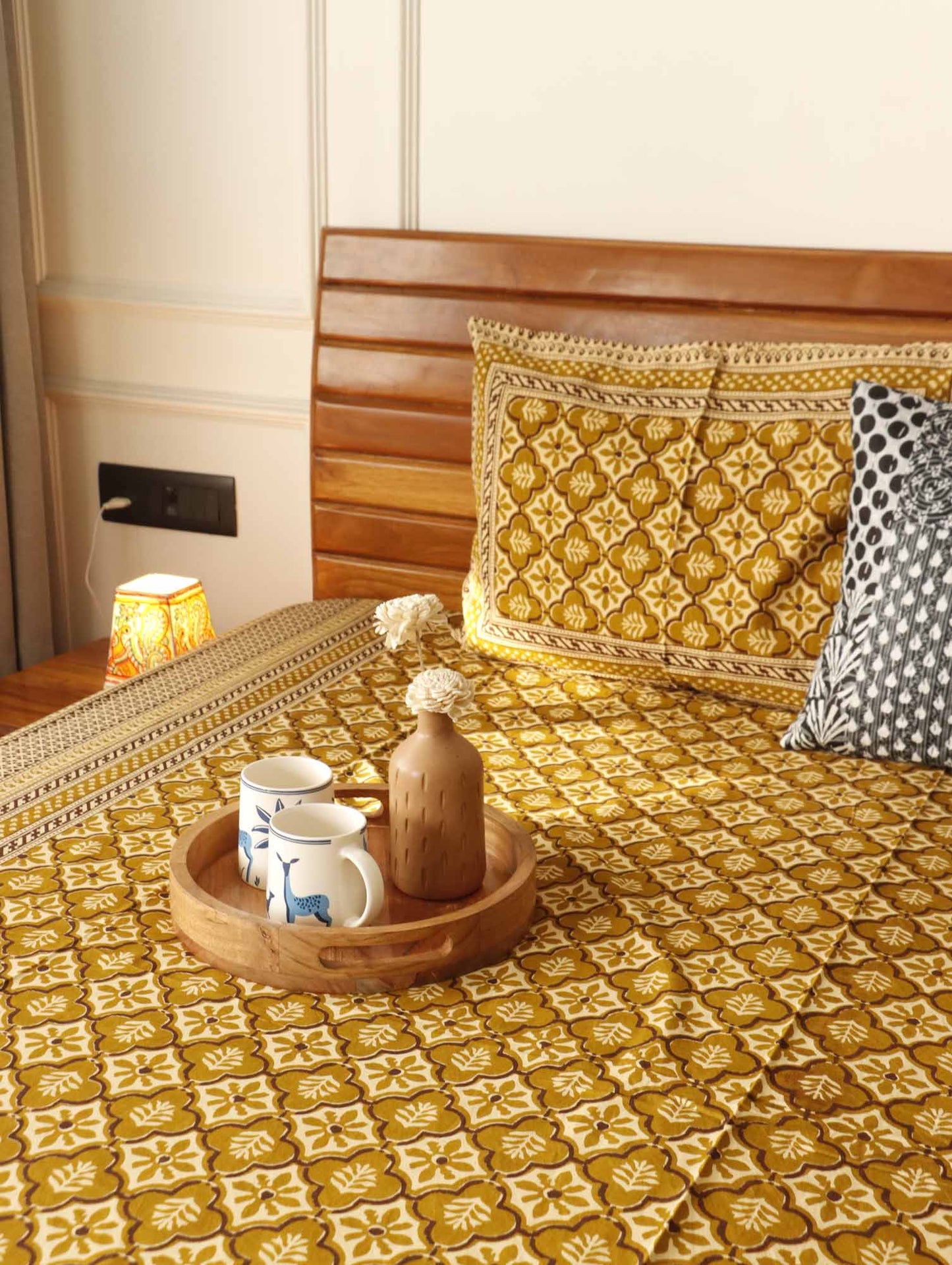 Kalamkari Jharokha Mustard    Flat I Fitted Bedsheet (90x108 Inches)