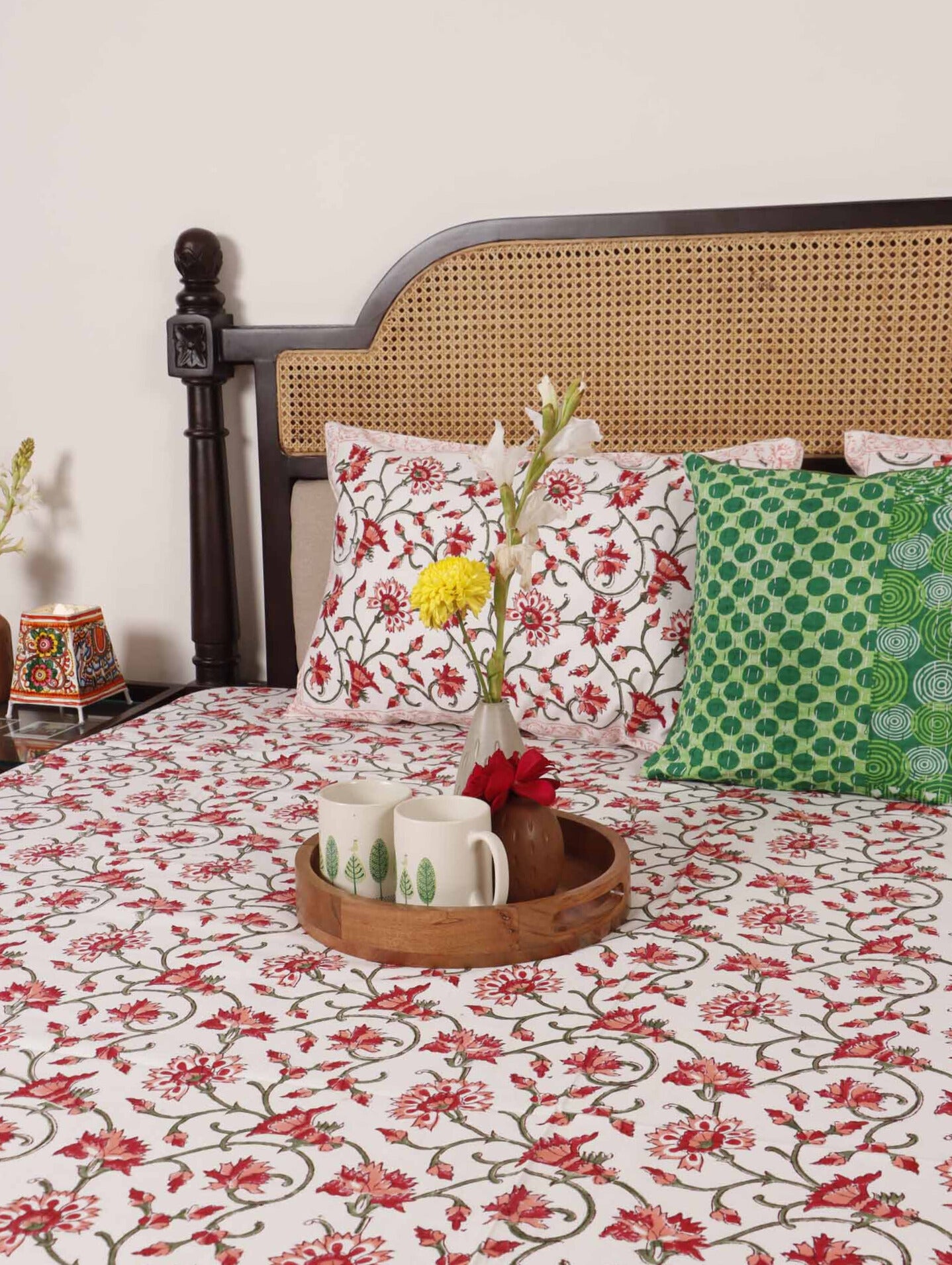 Laal Jaal - Handblock Bedsheet ( 90x108 Inches)