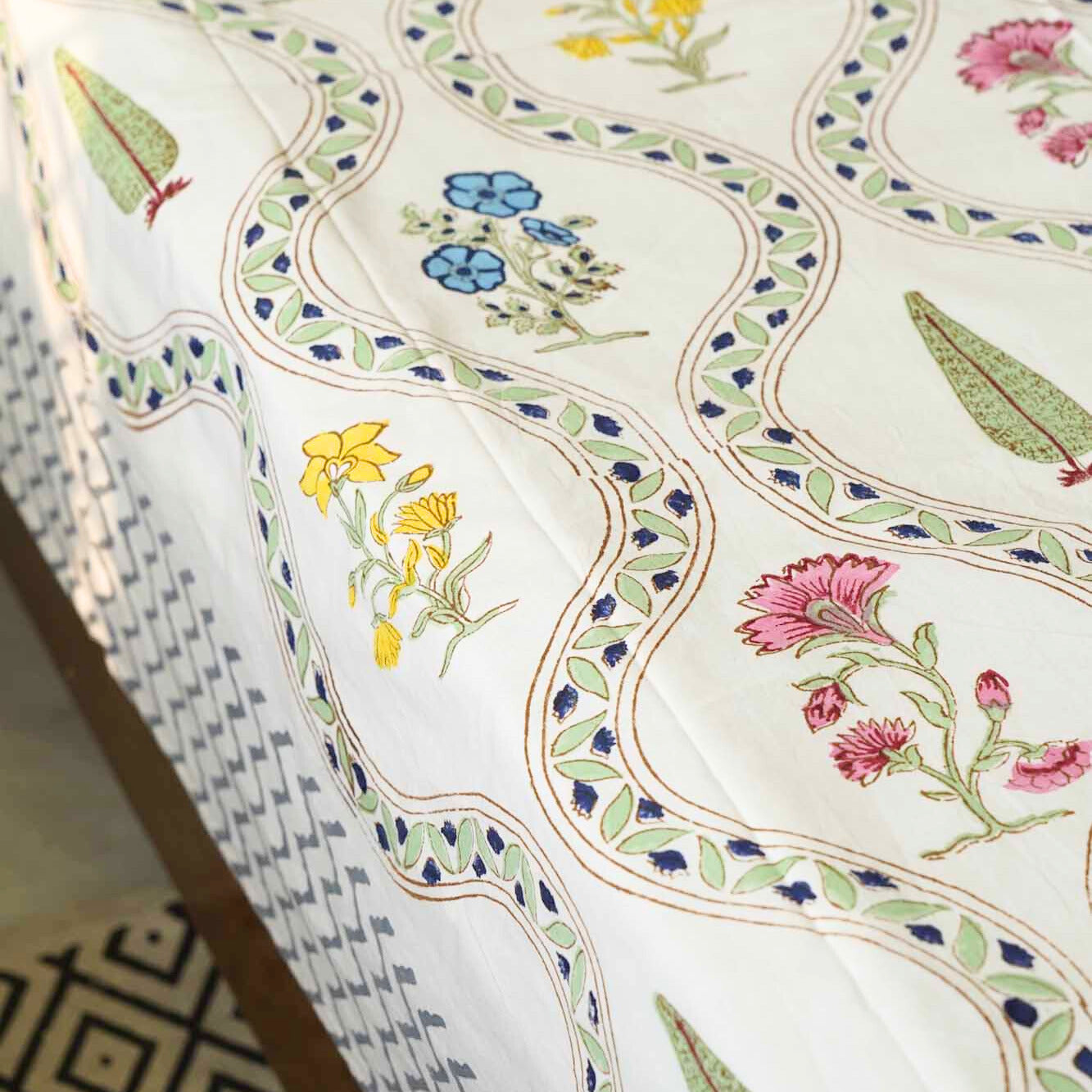 Nargis - Hand block Bedsheet (108x108 Inches)