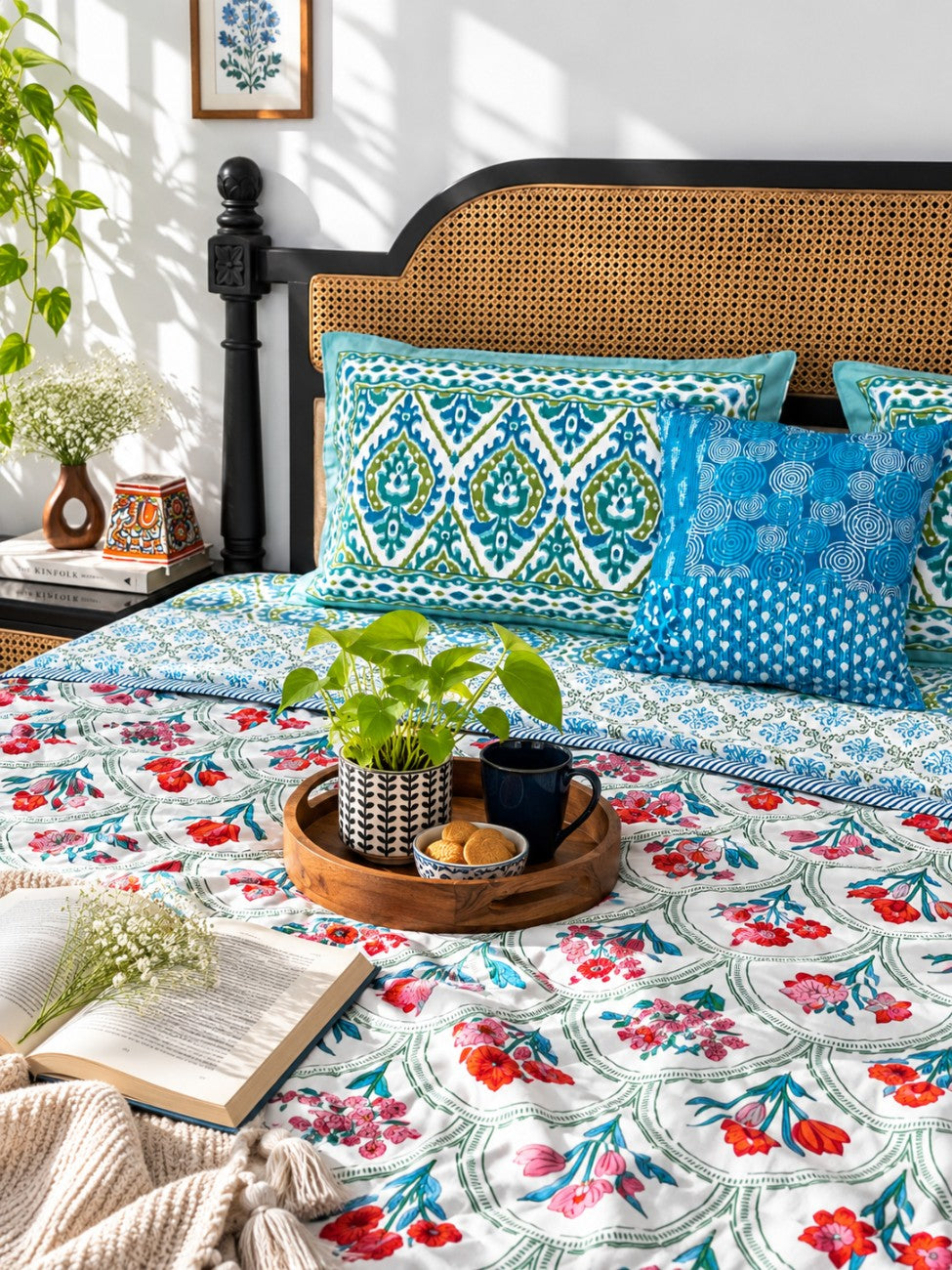 Ambarsariya Red- Double Bed Quilt
