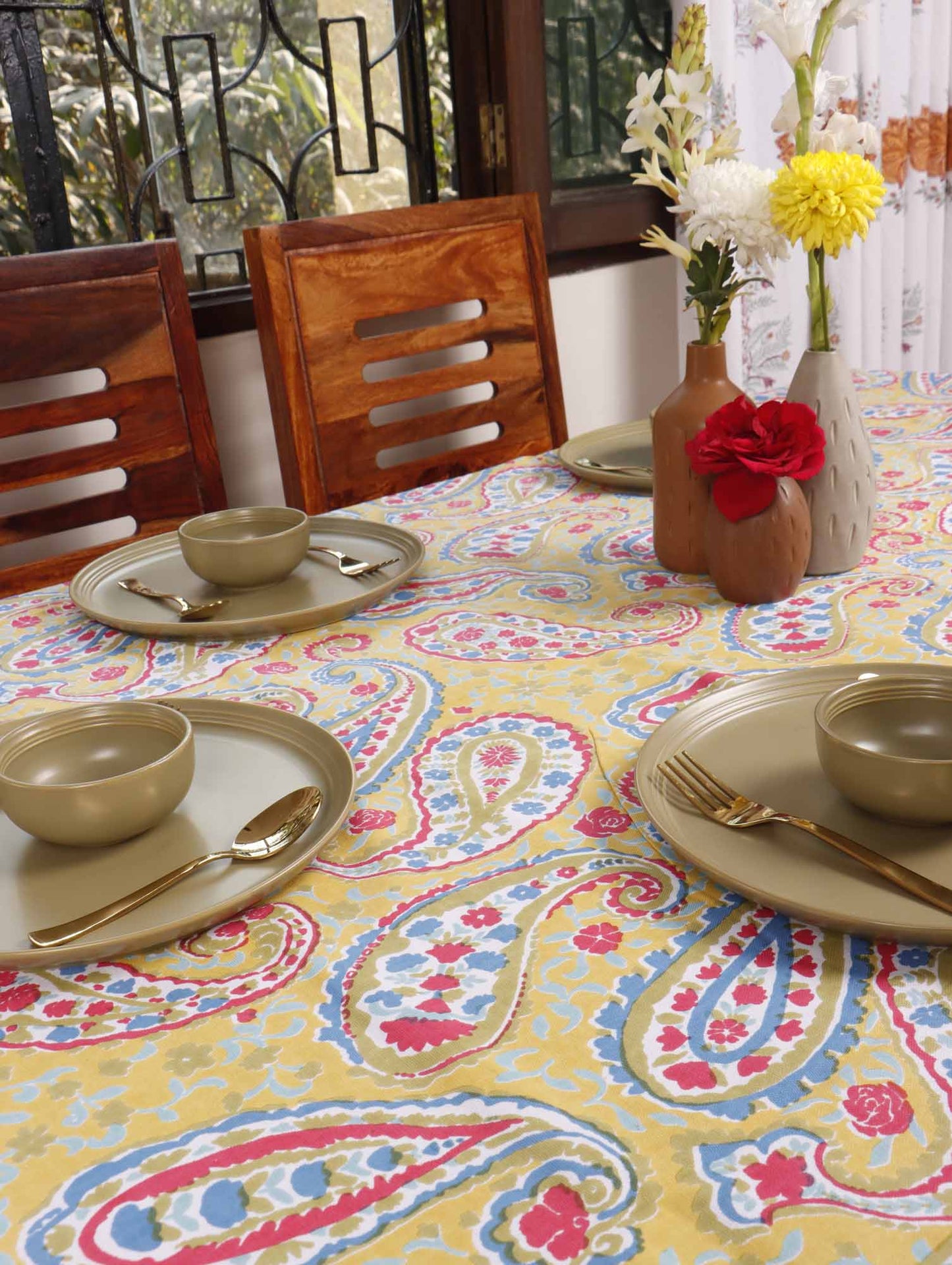 Navya - Six seater Dining Table Cover
