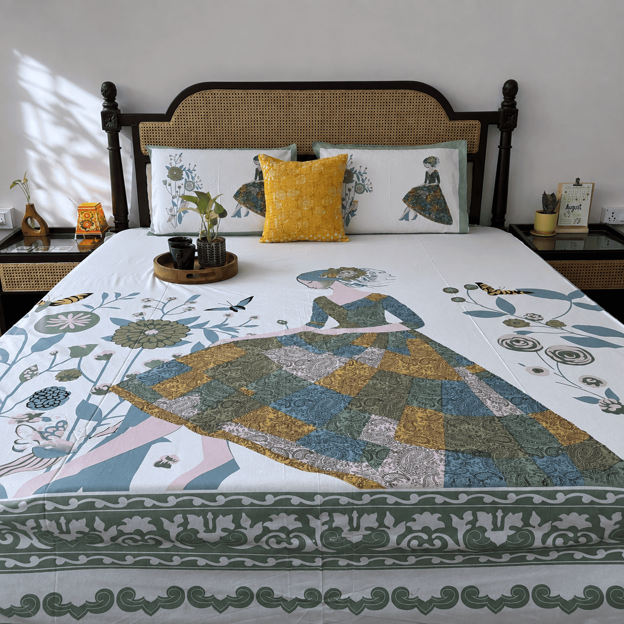 Doll - Flat I Fitted Bedsheet (108x108 Inches)