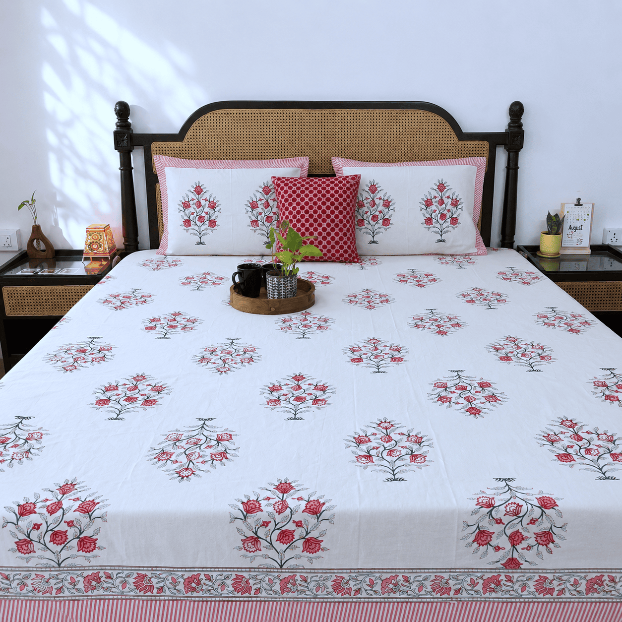 Zareen Pink - Flat I Fitted Bedsheet (108x108 Inches)