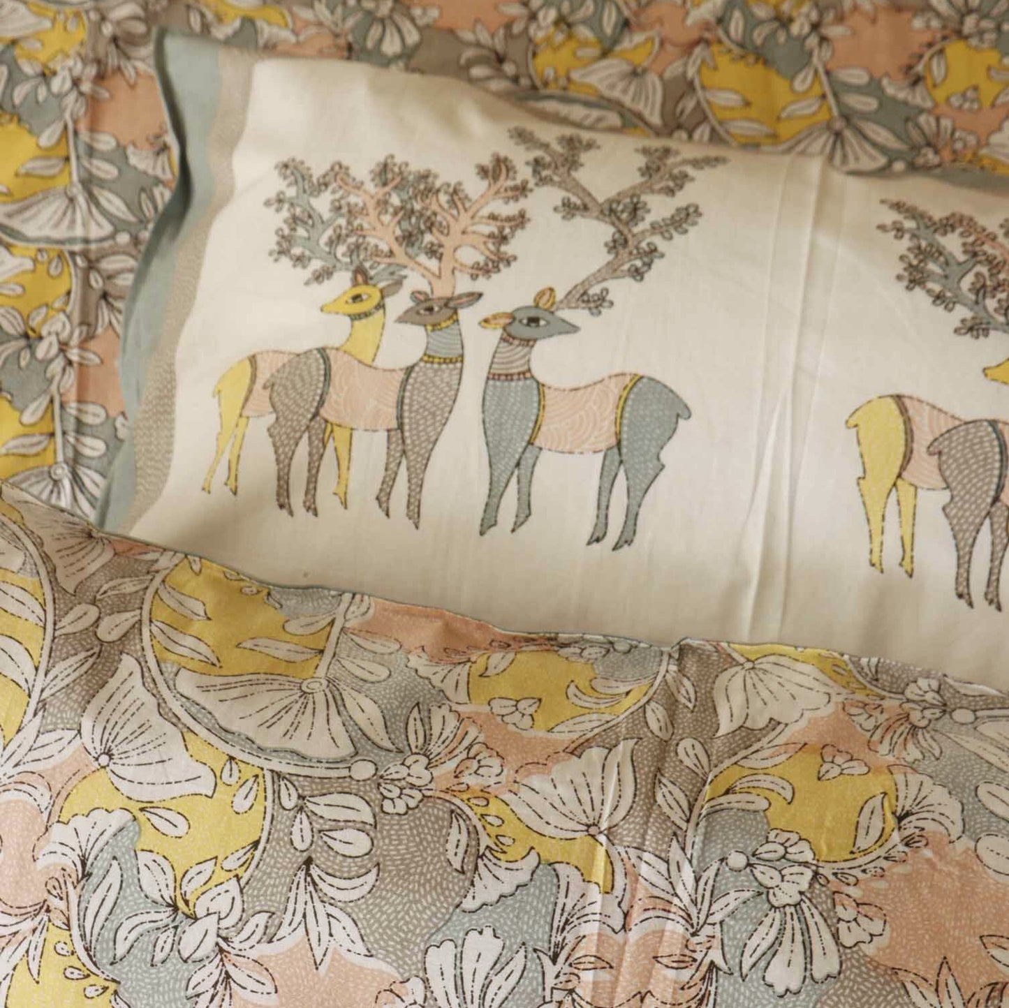 Hiran - Flat I Fitted Bedsheet (100x108 Inches)