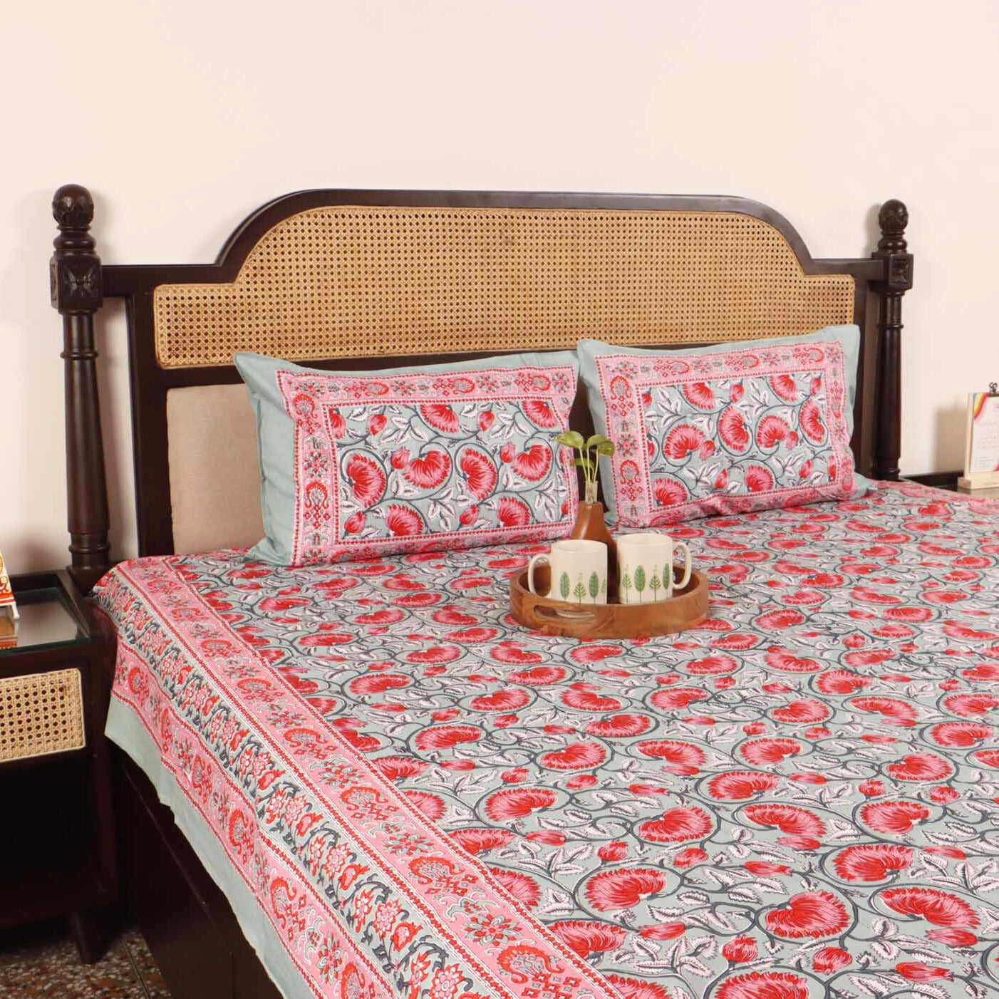 Begum Grey - Flat I Fitted Bedsheet (90x108 Inches)