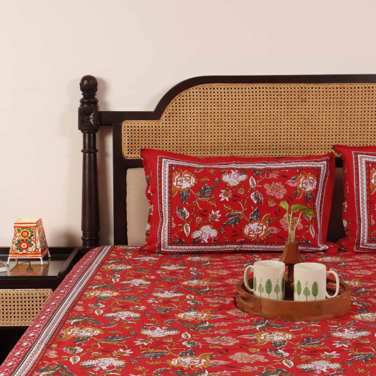 Laal Baagh - Flat I Fitted Bedsheet (90x108 Inches)