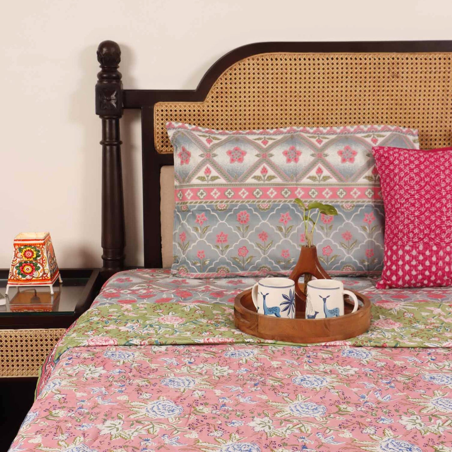 Double Bed Reversible Mul Dohar – Strawberry Menthol