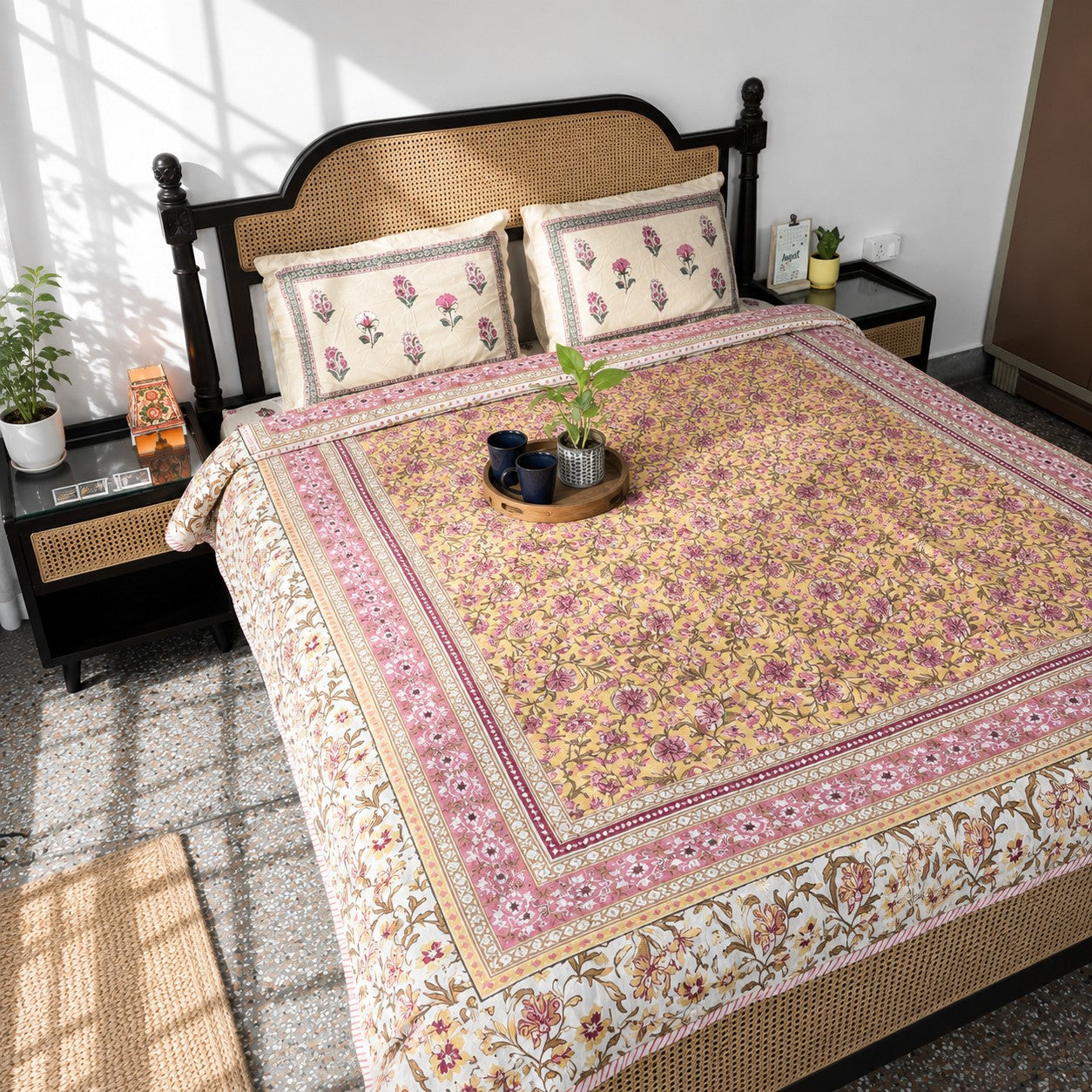 Baagh Yellow- Double Bed Razai/ Comforter