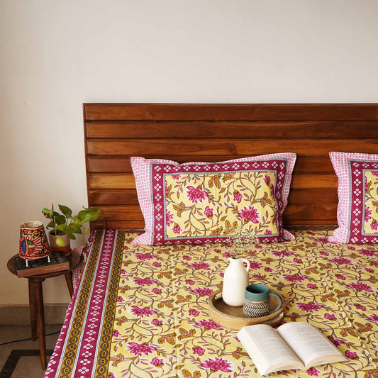 Baagh – Yellow - Flat I Fitted Bedsheet (90x108 Inches)