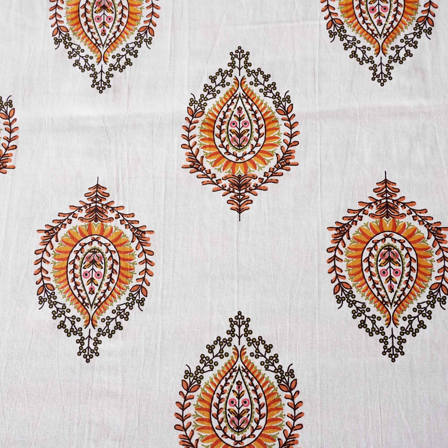 Booti – Bedsheet (95x110 Inches)