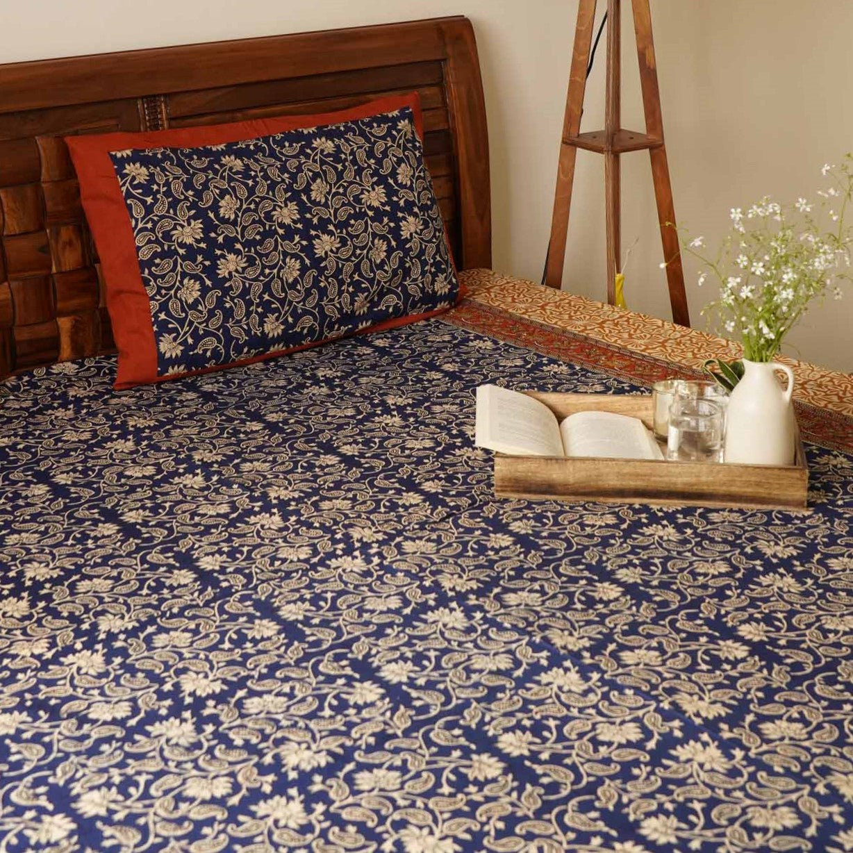 Blue Kalamkari - Flat I Fitted Bedsheet (90x108 Inches)