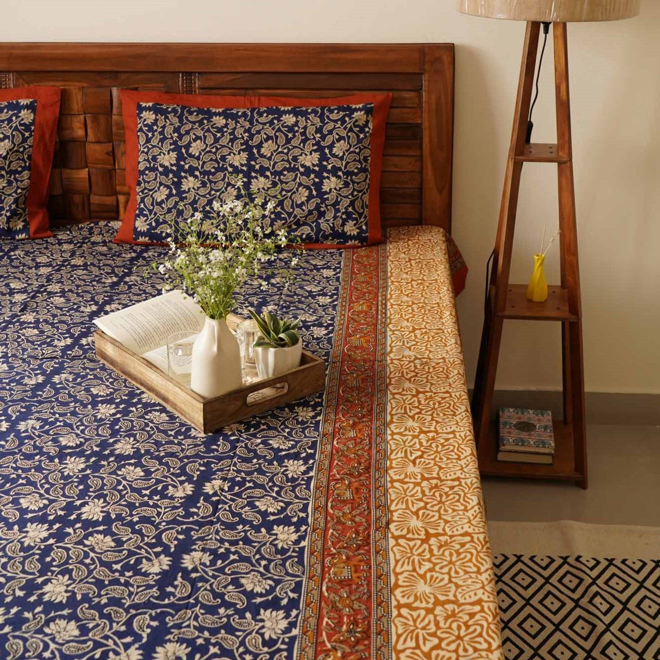 Blue Kalamkari - Flat I Fitted Bedsheet (90x108 Inches)
