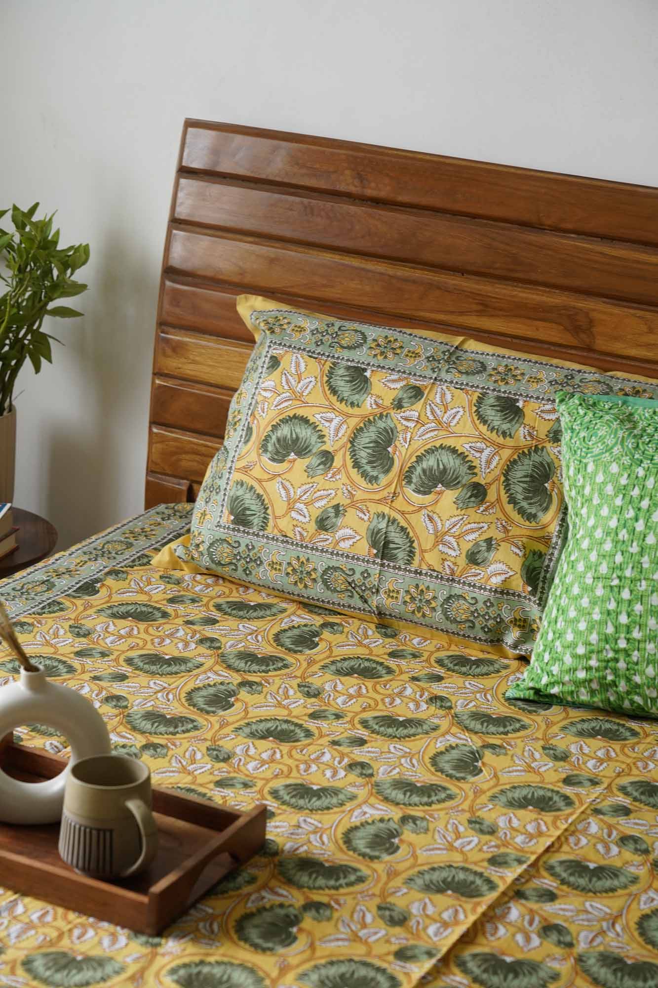 Begum - Yellow - Single/Flat/Fitted Bedsheet (90 x108 Inches)