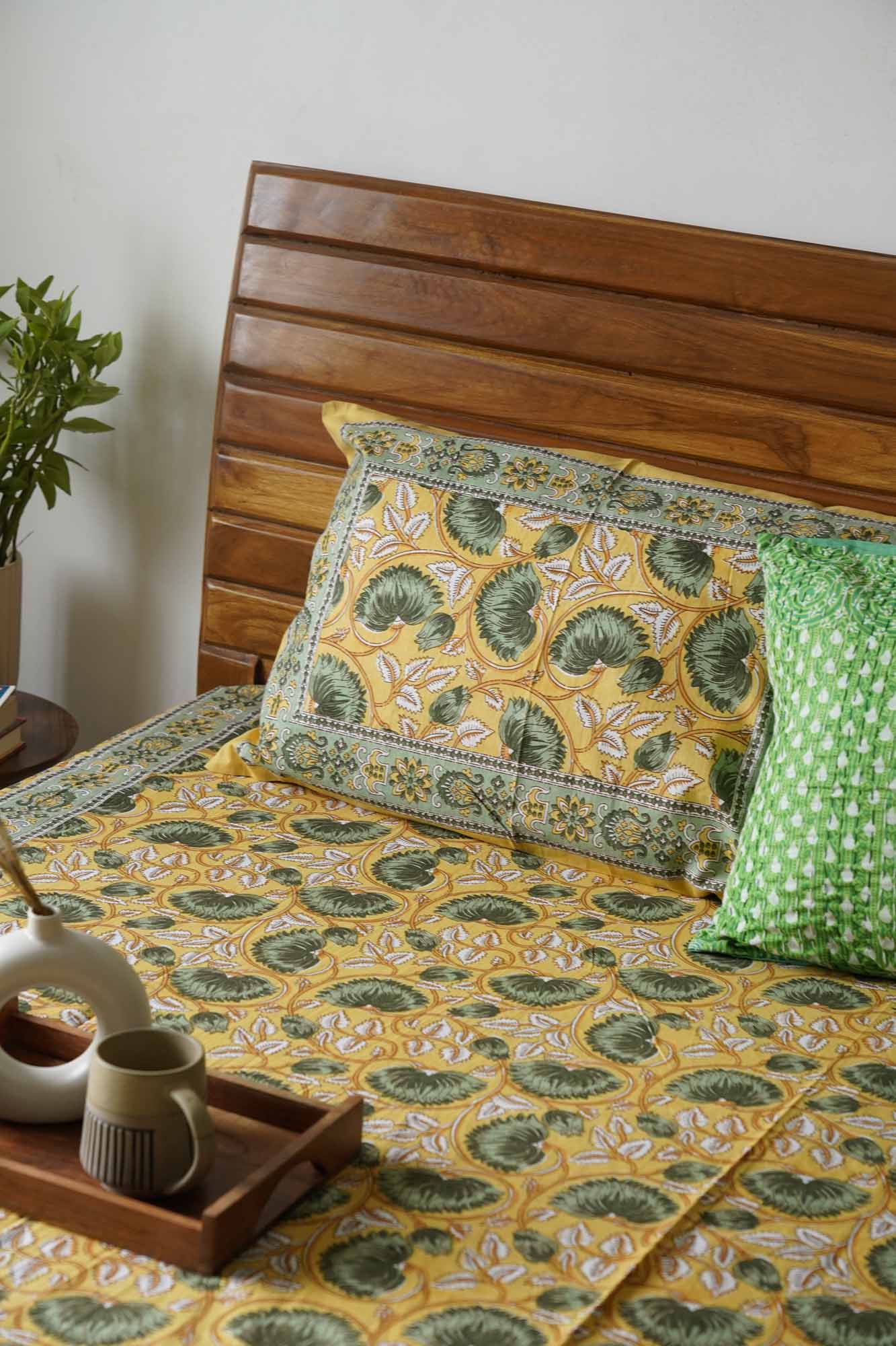 Begum - Yellow - Single(60 x 90) I Flat I Fitted Bedsheet (90 x108 Inches)