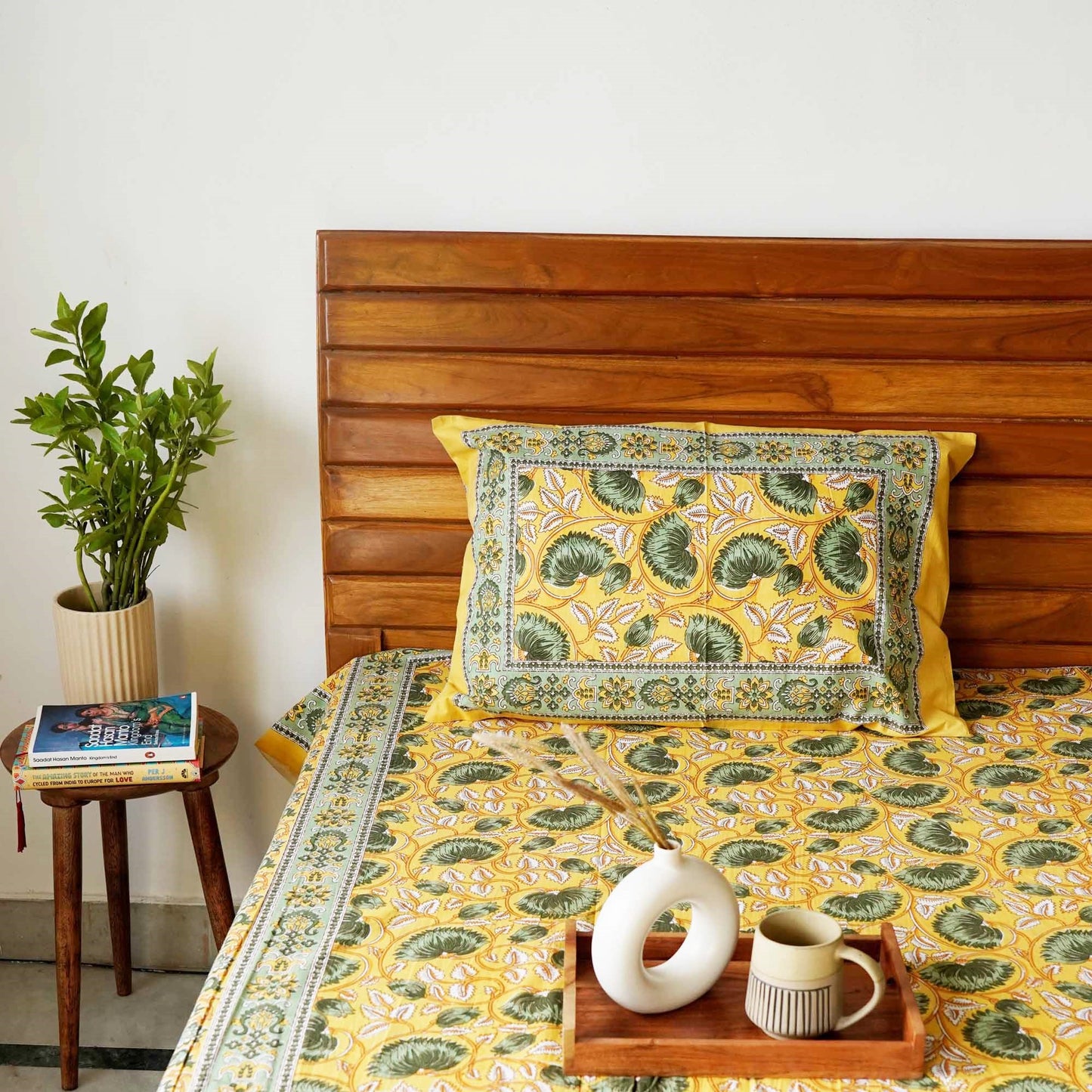 Begum - Yellow - Single(60 x 90) I Flat I Fitted Bedsheet (90 x108 Inches)